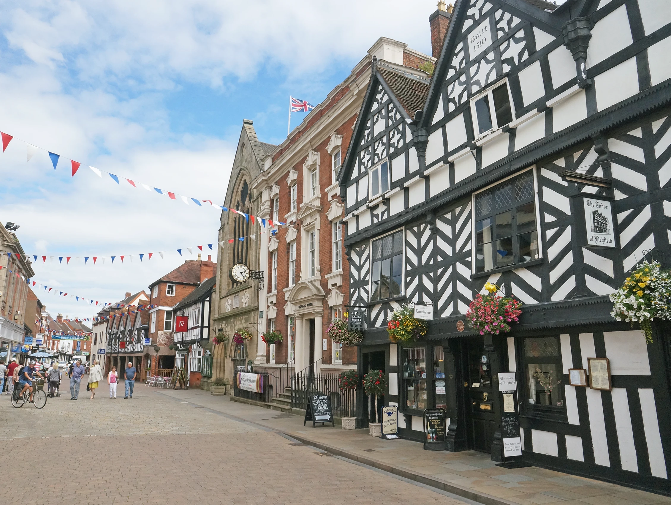 How six churches in Lichfield became Faith Places of Sanctuary